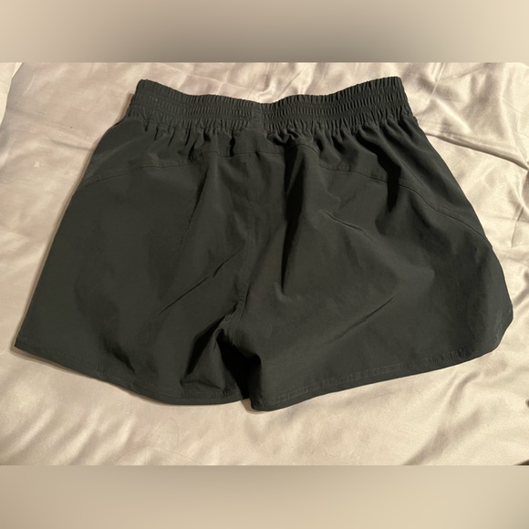 Born primitive shorts - Picture 4 of 4